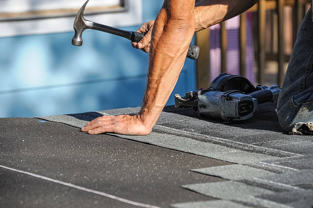 Reliable Roof Installation contractor in Edna, TX by Ben Roofing and Steel LLC